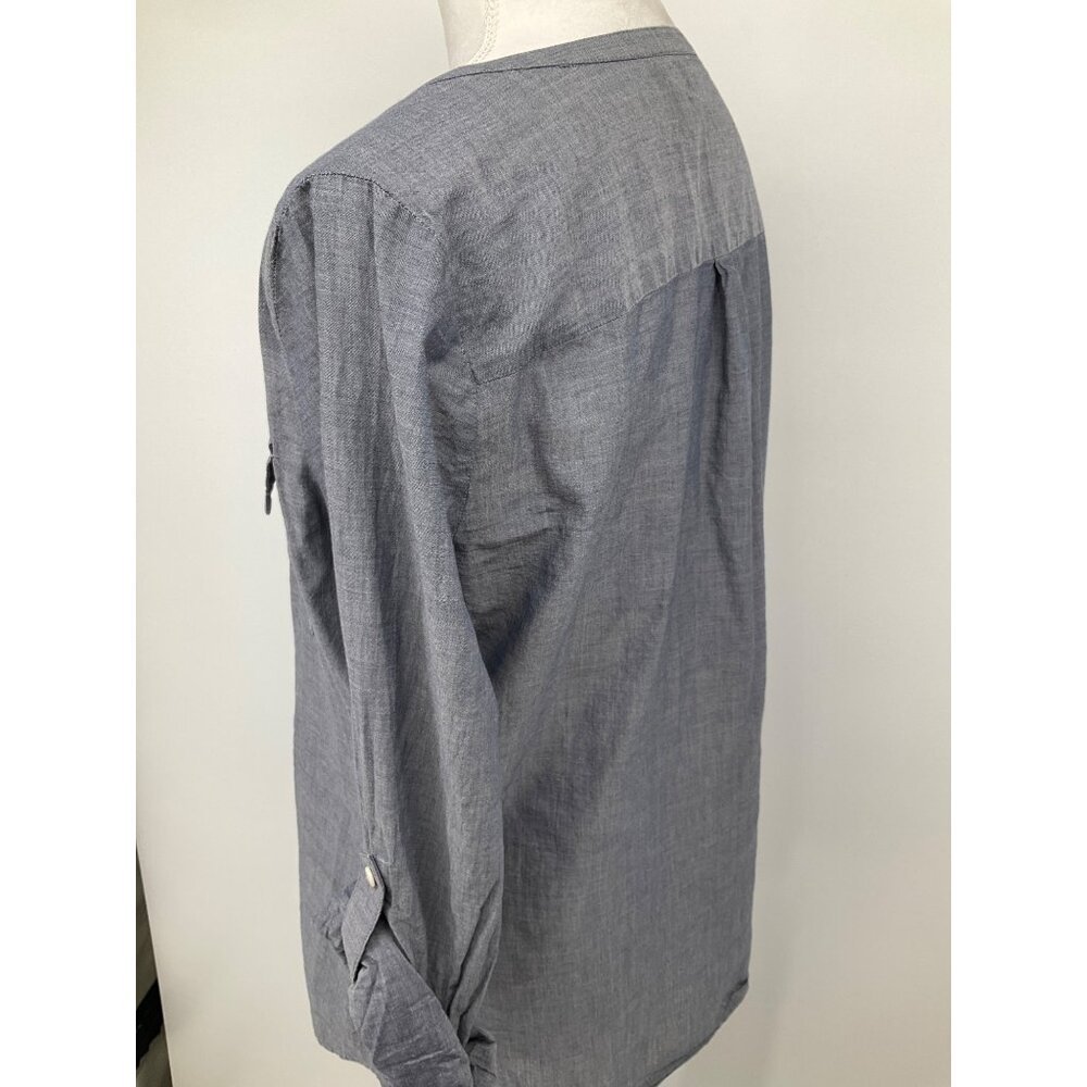 Ann Taylor LOFT size Medium Denim button-front long-sleeved lightweight top - Picture 7 of 11